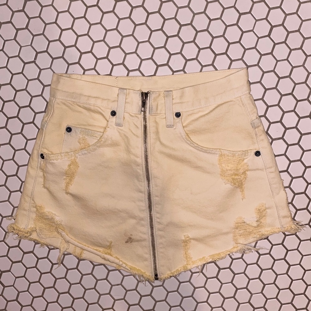 Yellow jean skirt with zipper down front!